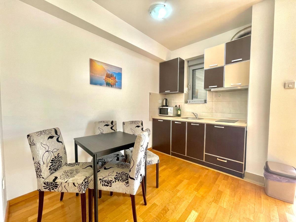 Comfort Apartments Aleksic 布德瓦 外观 照片
